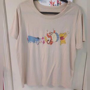 Disney Winnie The Pooh Tan T-Shirt Short Sleeves in Size XL